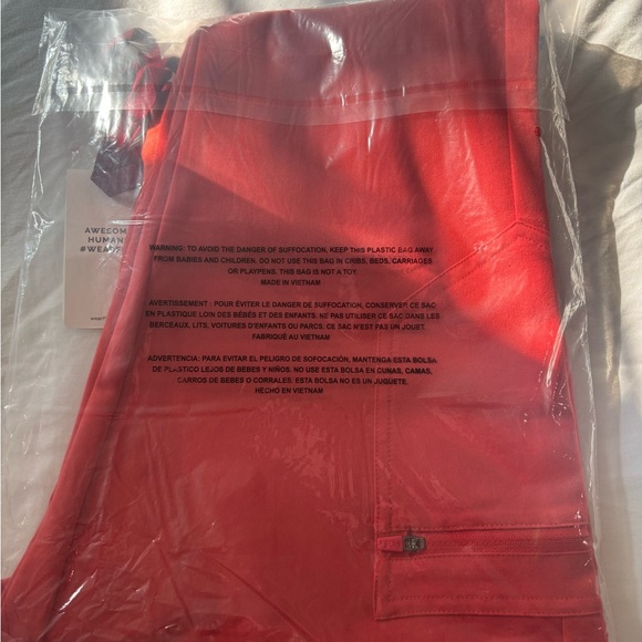 Figs Clay Zamora High Waisted Jogger Scrub Pants NEW with tags in bag - Picture 2 of 2